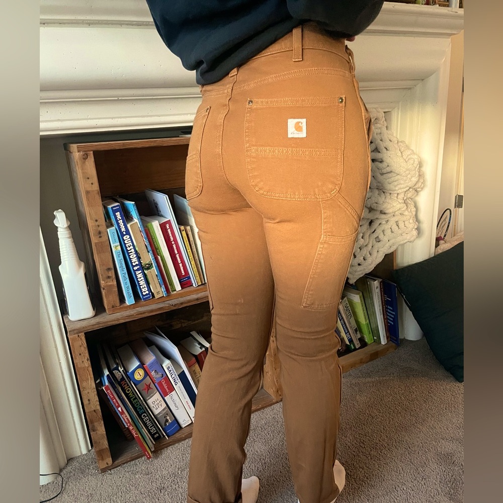 Carhartt (4) women’s pants